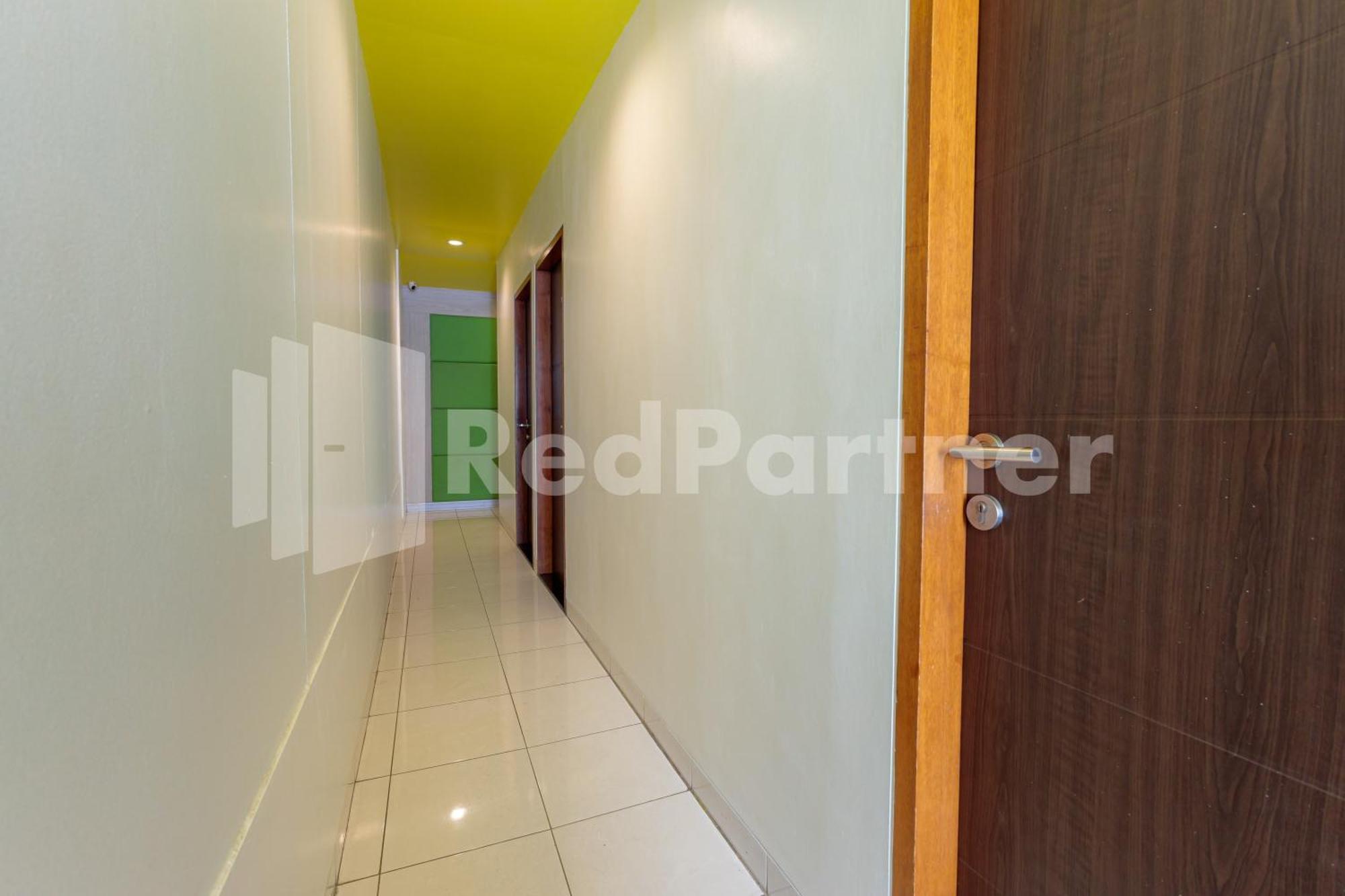 Ichiza Room Redpartner Джакарта Экстерьер фото
