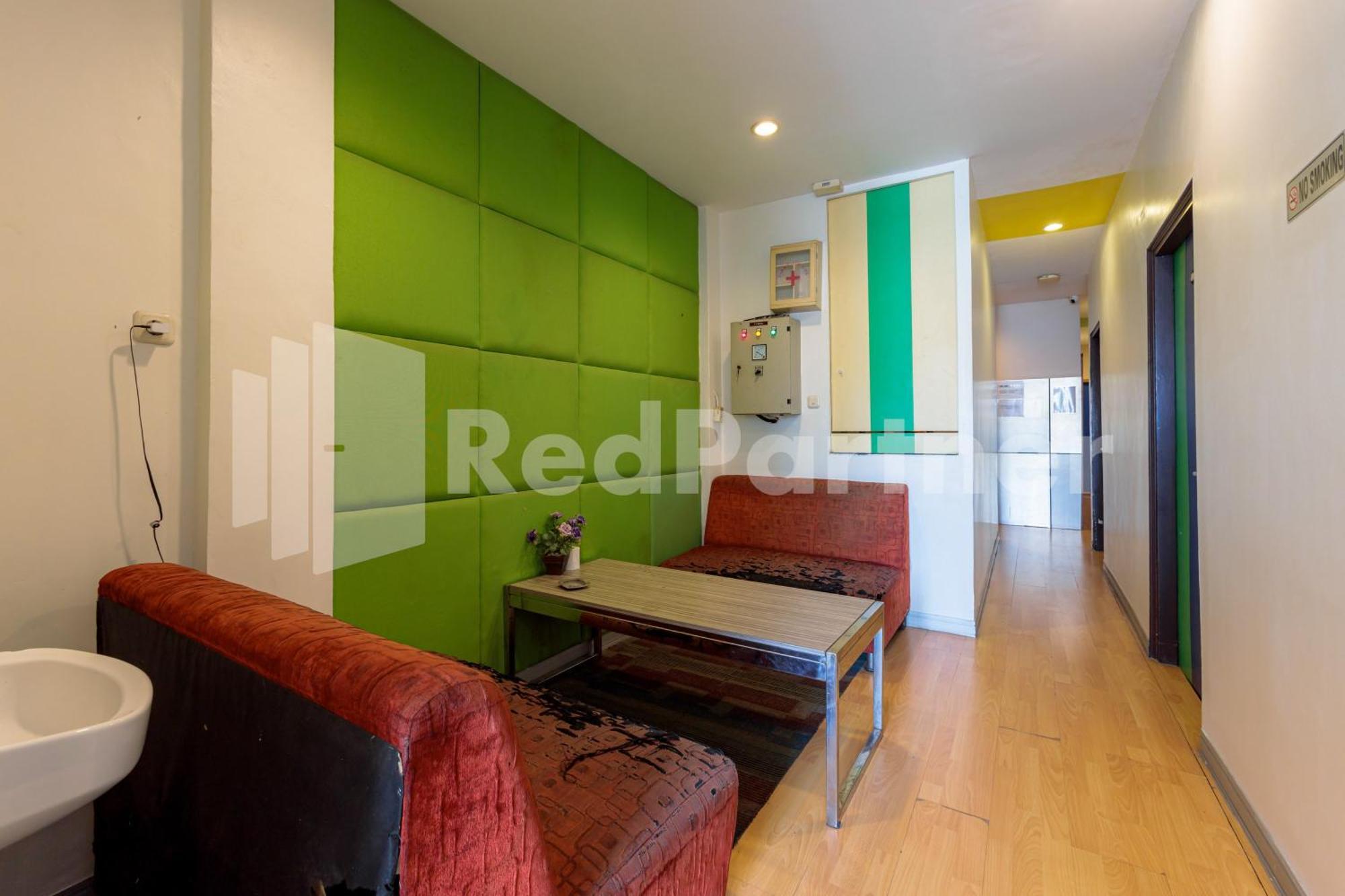 Ichiza Room Redpartner Джакарта Экстерьер фото
