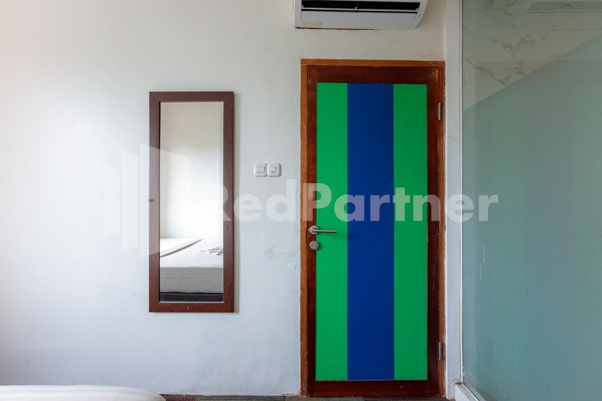 Ichiza Room Redpartner Джакарта Экстерьер фото