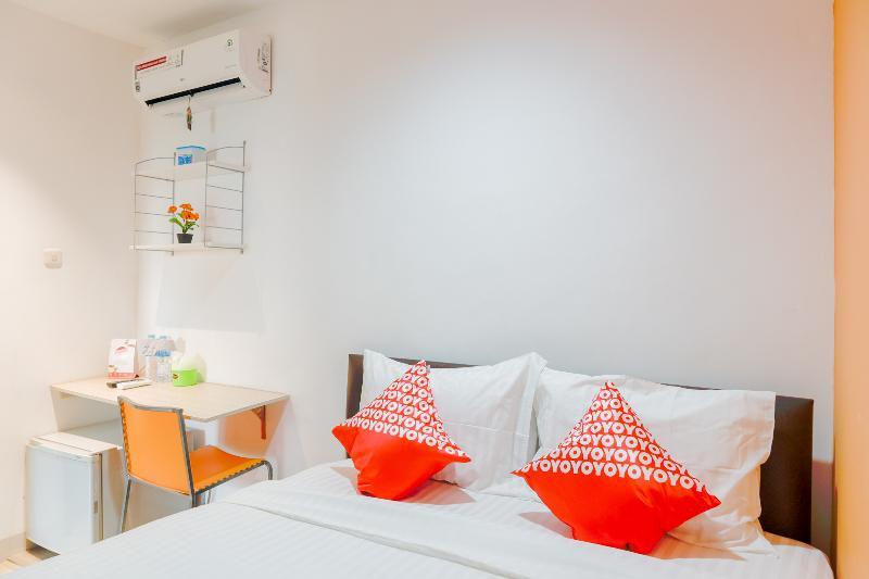 Ichiza Room Redpartner Джакарта Экстерьер фото